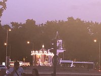 アトーチャ駅のコインロッカー : Demain