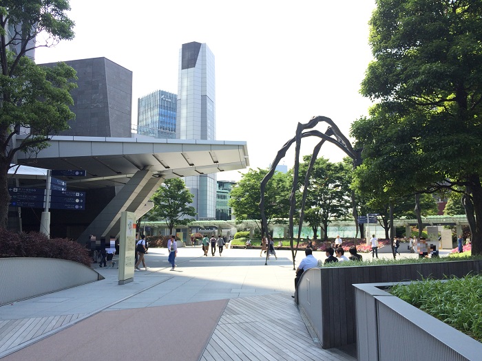 東京メトロ千代田線乃木坂駅 ホームメイト