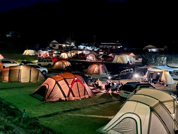 湯布院温泉ベースキャンプ場プレオープン : nana to