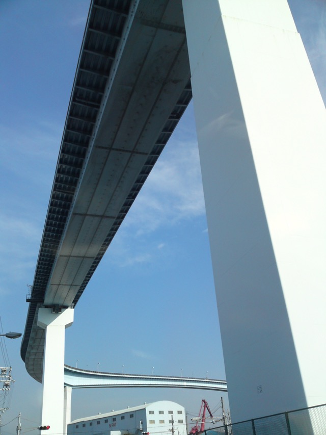 大阪にもあった「ベタ踏み坂」 CMになった鳥取と島根を結ぶ橋にも負けない上り坂 実は絶景ポイントですまいどなニュース