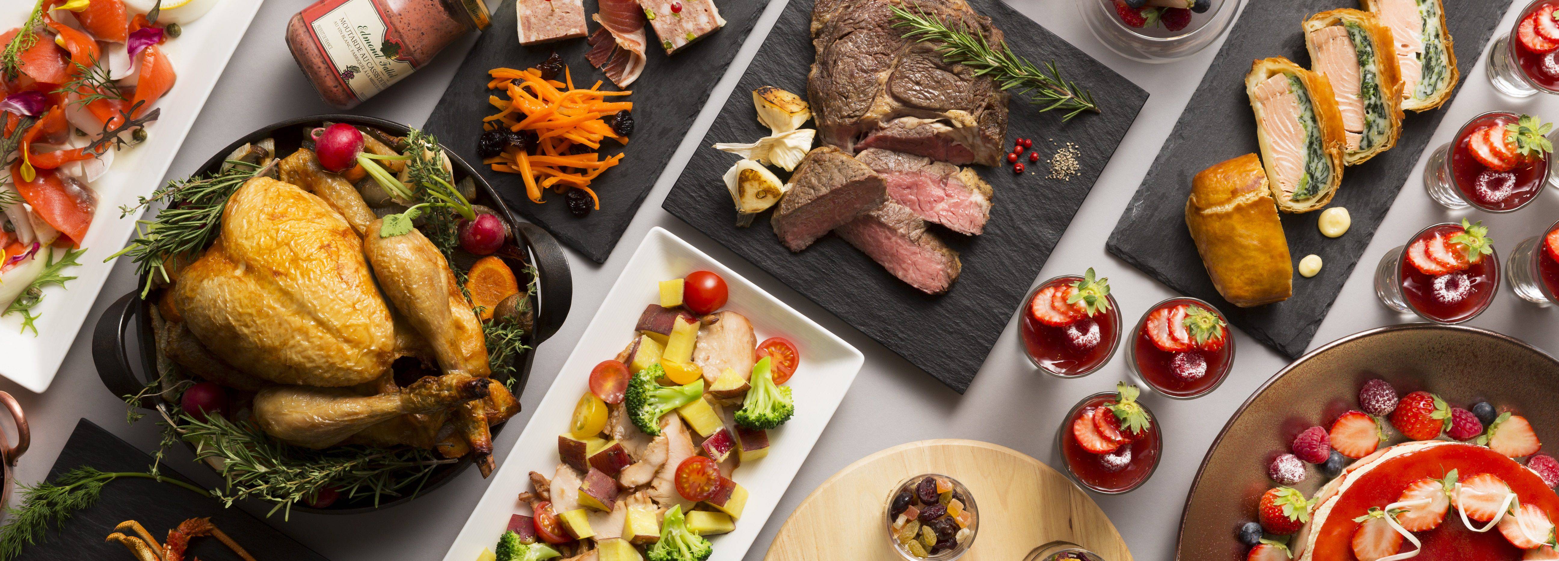 オプション送迎付きのドバイ マリーナでのディナー イン