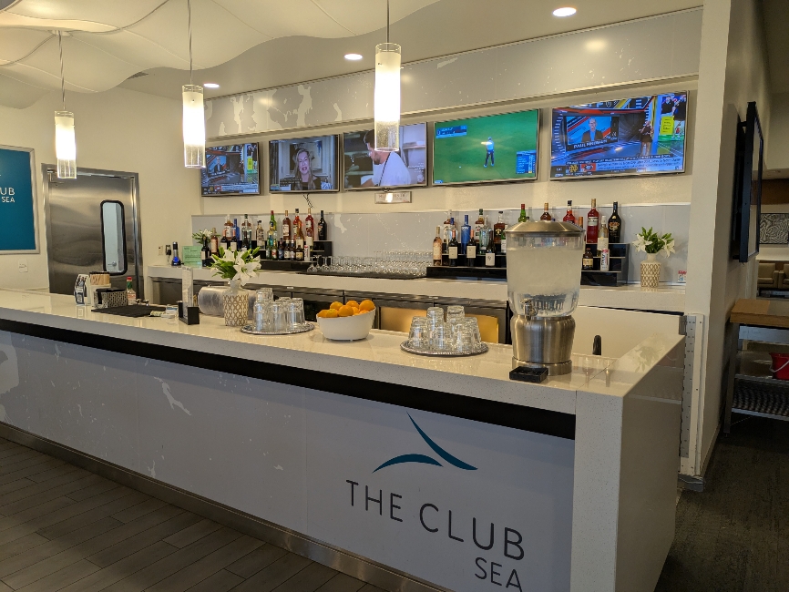 ②シアトル・タコマ空港 デルタ・スカイクラブ 食事。2024年3月利用ラスベガス