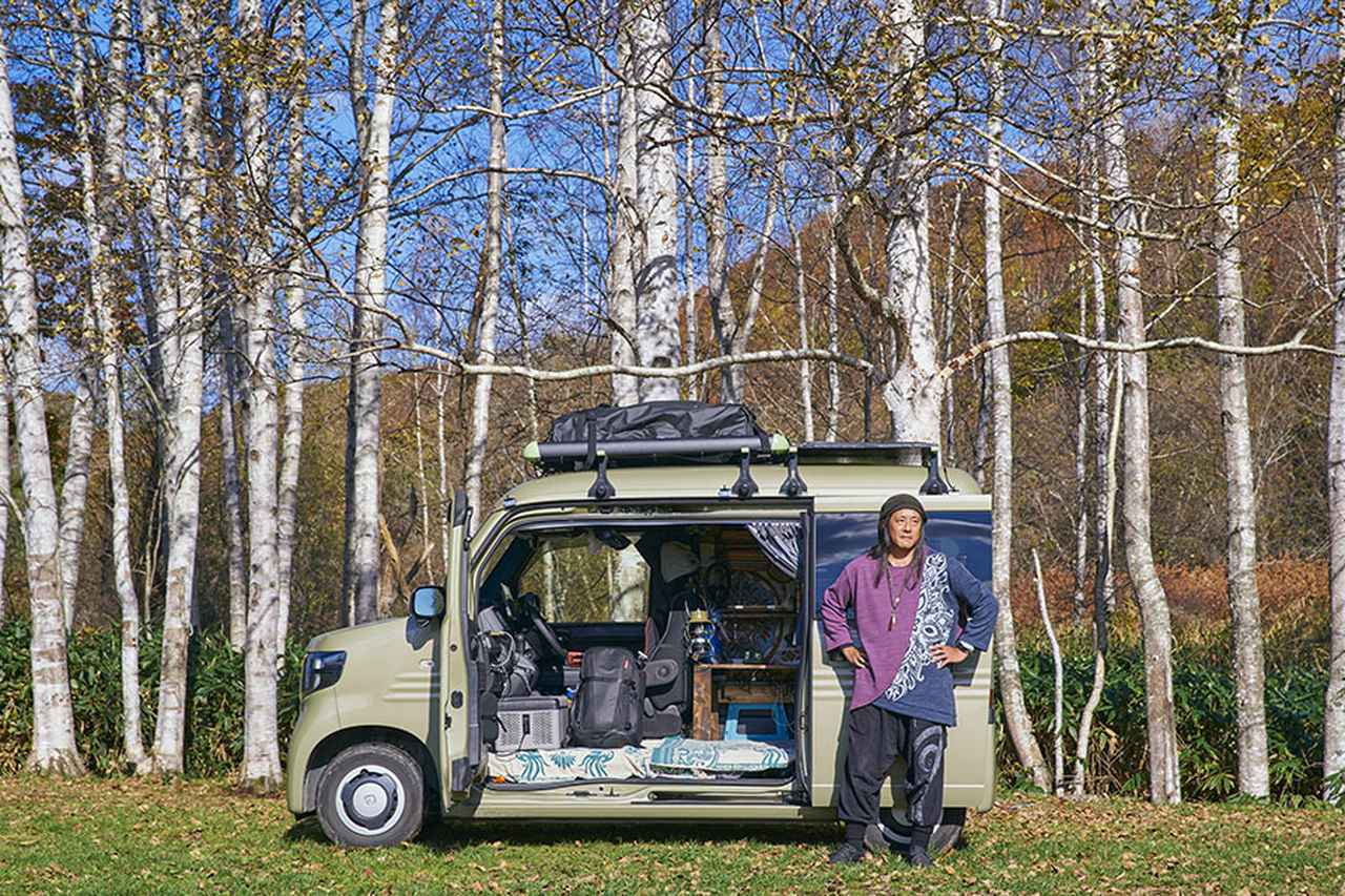 軽自動車N‐VANの車中泊。女子キャンパー森 風美さんが気になる寝心地を体験レポート - カエライフ