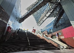 京都駅・在来線 JR西日本京都市下京区 ～古都の景観に新風を吹き込む超近代的巨大建造物が眩しい国際観光都市・京都最大のターミナル駅～ –ご当地的鉄道メディア・えきログKANSAI