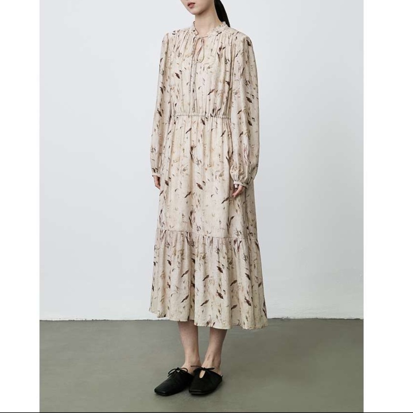 50代が旅行に持って行く「プチプラ服」。アイテムは極力少なく、スカーフは必須：今読みたい人気記事ESSEonline エッセ オンライン