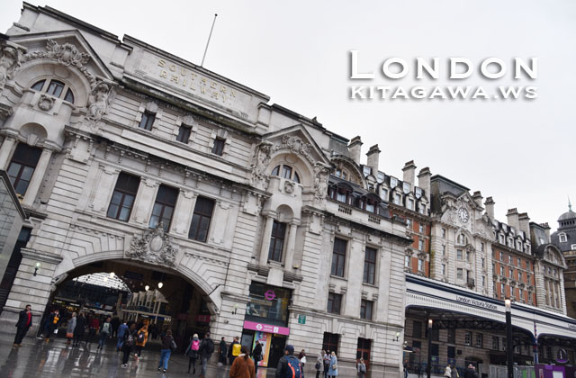 ロンドン市内からガトウィック空港まで電車での行き方を解説。みうたび
