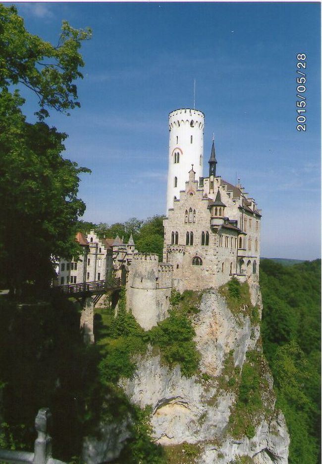 中世の世界溢れるドイツの美城''リヒテンシュタイン城''攻略法～アクセス・フォトスポット～ - TRAVEL PLUS