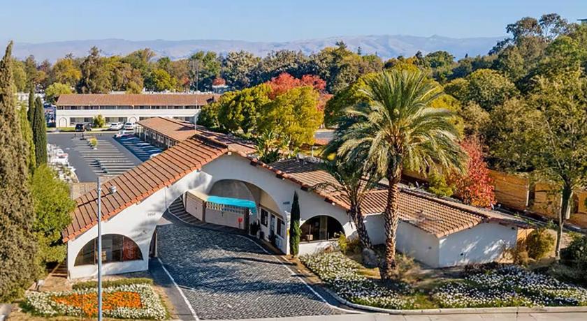 大阪国際空港 -店舗詳細案内トヨタレンタカ