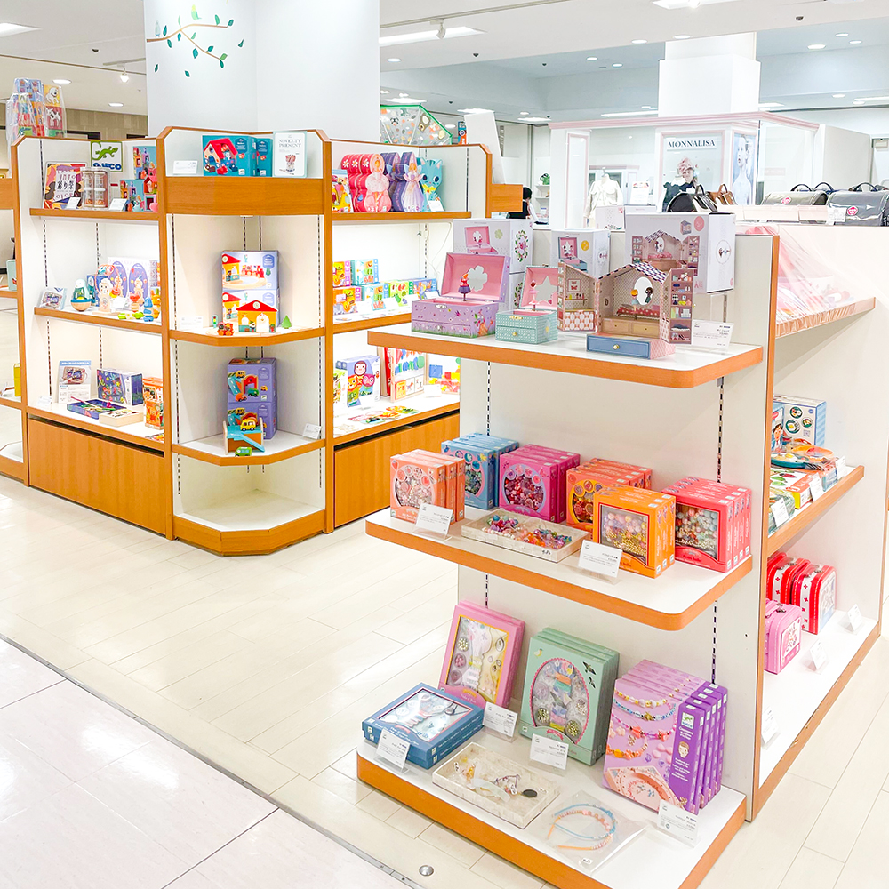 中部地区最大級のスケールで装いも新たにリフレッシュオープン愛知県:名古屋栄三越 6階 ウオッチ＆ジュエリーブランド腕時計の正規販売店紹介サイトGressive グレッシブ