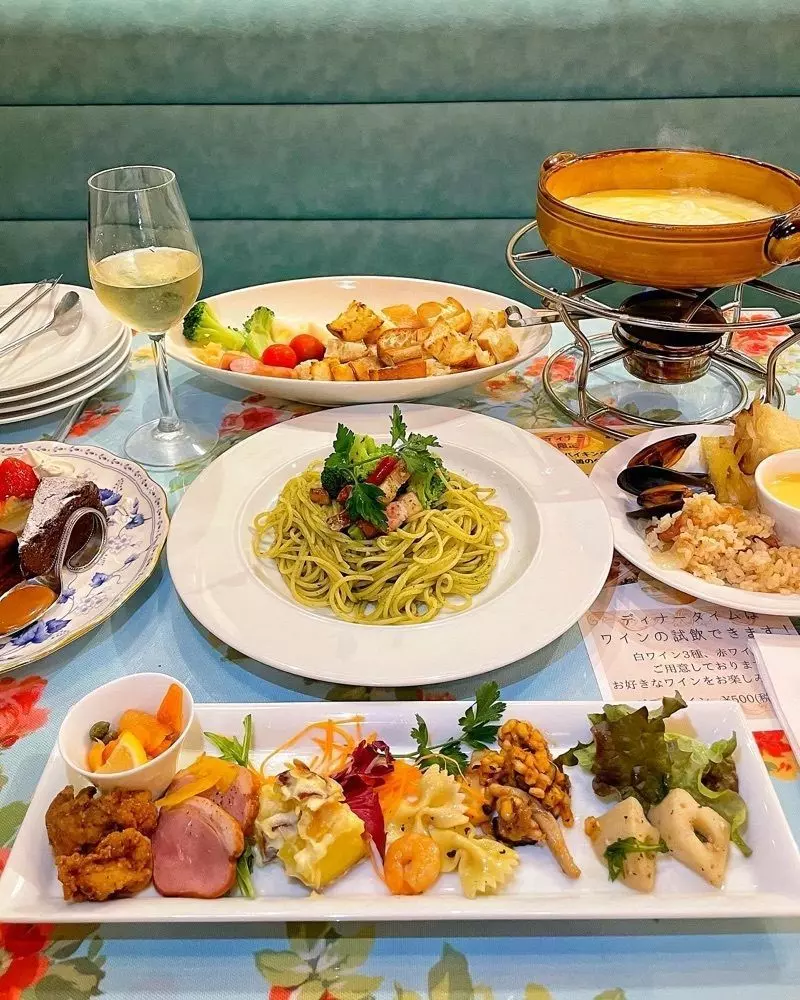 キャナリィ・ロウ千早店 ローストビーフ付きディナーバイキング文貴ブログ