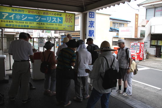 伊豆箱根鉄道駿豆線田京駅 ホームメイト