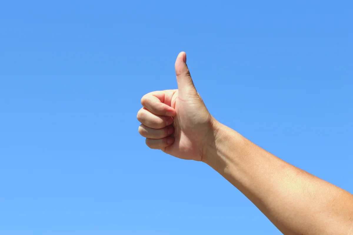 誤ったハンドサインで命の危険も？覚えておきたい英語圏のハンドサインEnglishLab イングリッシュラボ ┃レアジョブ英会話が発信する英語サイト