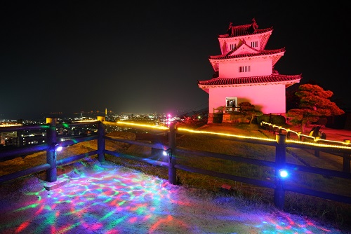 光と影、丸亀城彩る キャッスルロードが開幕ニュースCOOL KAGAWA四国新聞社が提供する香川の観光情報サイト