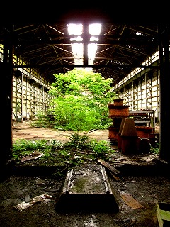 廃墟・鋳物工場跡スタジオ - 大阪で安いコスプレ撮影ならリューキデザインスタジオ