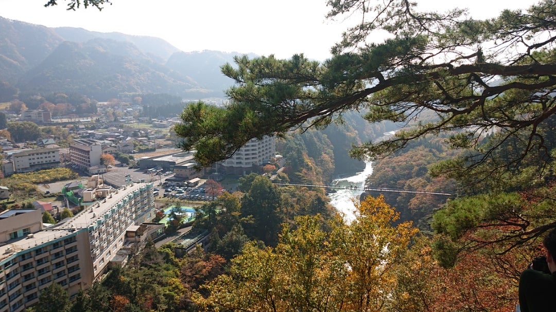 渓谷美の鬼怒川 五橋めぐりハイキング」 駅からハイキング ＜立岩橋～ふれあい橋～黒鉄橋～滝見橋～鬼怒岩橋～鬼怒楯岩大吊橋＞』鬼怒川温泉 栃木県
