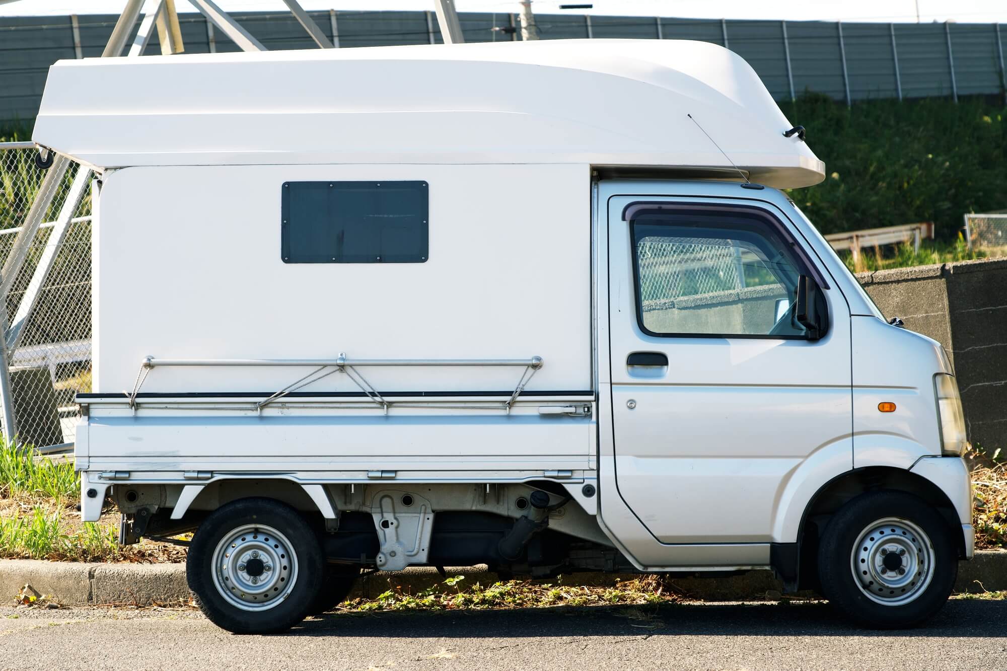 ついに手に入れたもの 新車の軽トラ：DIYキャンピングカーへの第一歩ポンコツ 造形作家 の山里クリエイティブライフ：DIY、ピザ、そして田舎暮らしの醍醐味