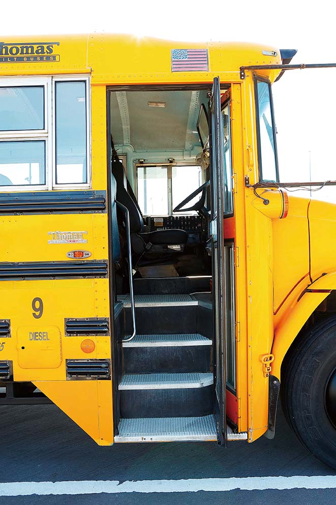 スクールバス アメリカの写真素材 - PIXTA