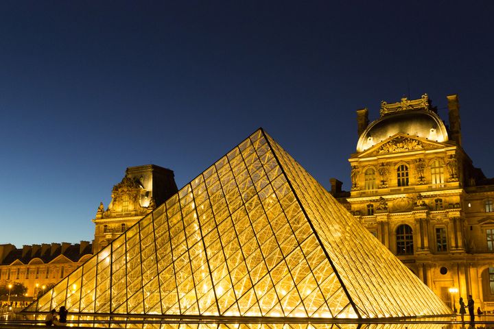 フランスの暮らし」から学ぶ、日々を豊かに過ごす知恵ファッション・食文化・住宅の特徴を解説茨城県の輸入住宅 四季彩建設