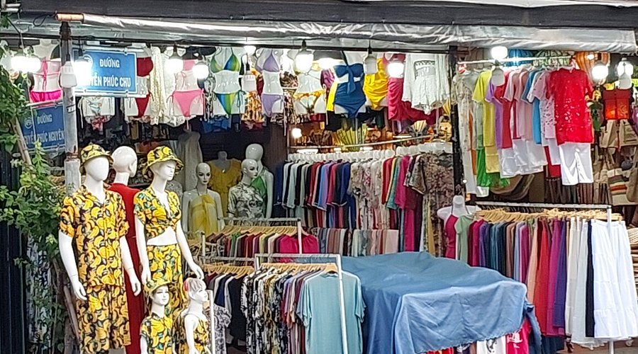 2025 ホイアンナイトマーケットを完全攻略！B級グルメや楽しみ方まで紹介