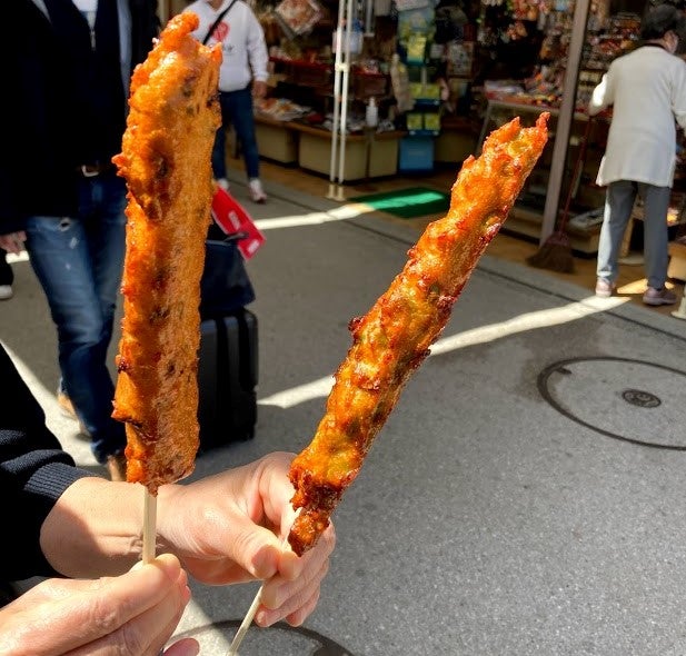 マルコシ商店＞旅行の食べ歩きにおすすめのおむすび専門店廿日市市のおすすめグルメなら旅色
