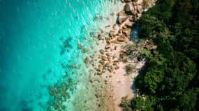 晴天のヌーディービーチの写真素材2828748- PIXTA