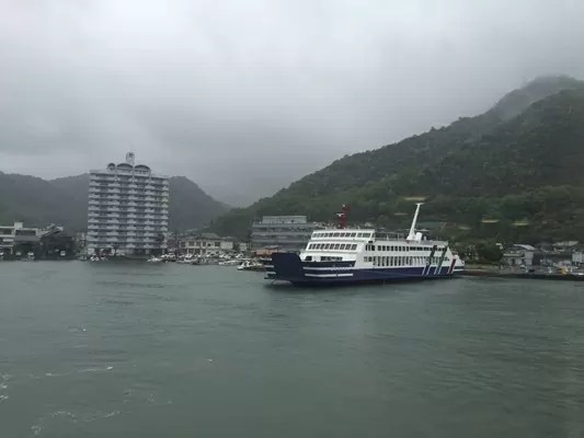 姫路港、日生港、新岡山港、宇野港発小豆島行きフェリーdeサイクリング: キウイハズバンド