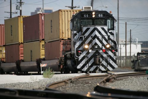 世界中の港が大混乱！ロッテルダム・シンガポールでも深刻化する“遅延危機”の正体とは？ - HPS Trade