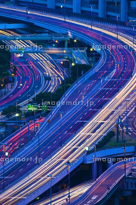 運転席から見る夜の高速道路の無料の写真素材 - ID.76525フリー素材