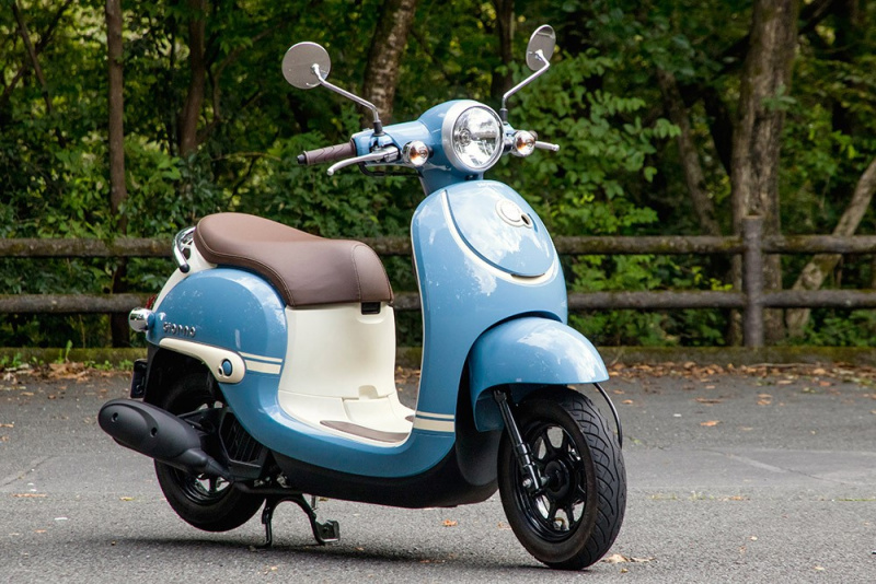 バイク女子 こんな可愛いのに