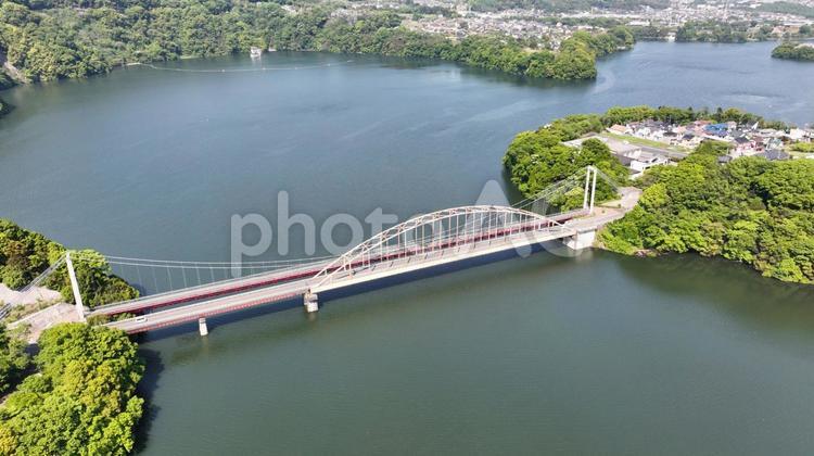 津久井湖の自然美と城山ダム・三井大橋を巡る : 駅からハイキングに行ってきました♪