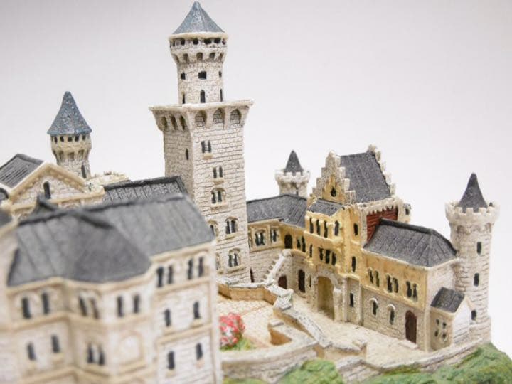 ドイツ ディズニーランドの城のモデル！ノイシュバンシュタイン城