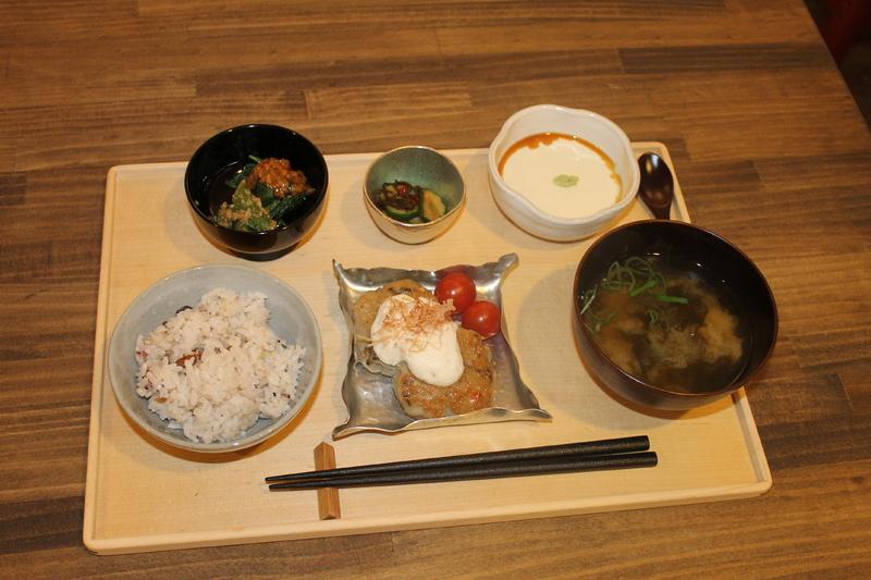 高岡市 高岡古城公園周辺でテイクアウト可 のランチ見つかる！ネット予約で楽天ポイント貯まる！-楽天ぐるなび