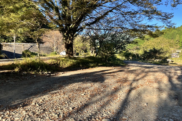 超簡単！ポップアップテント. アルペンアウトドアーズでは、誰でも簡単に設営・撤収ができる、ポッアップテント、サンシェードを取り扱っております！ピクニックや運動会、デイキャンプやお家アウトドアにも使えて、大変便利ですよね♪ ケースから出したら自動で