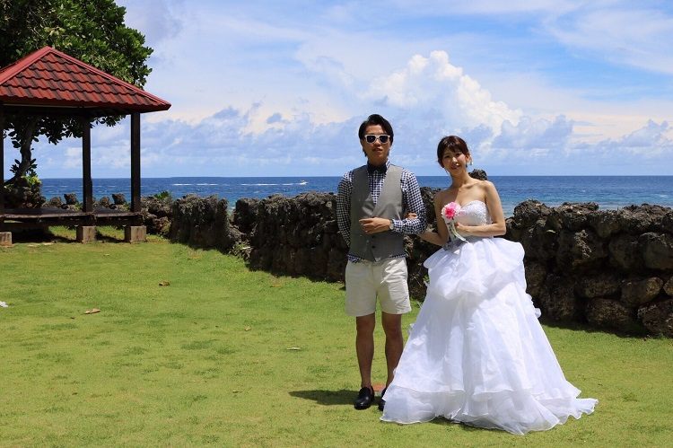 グアムで写真撮影, グアムの南部は静かで素晴らしいスポットが多くウエディングフォトにはおすすめです。,グアムグアムフォトグラファーグアムウエディンググアムウエディングフォトグアムいとうみゆき