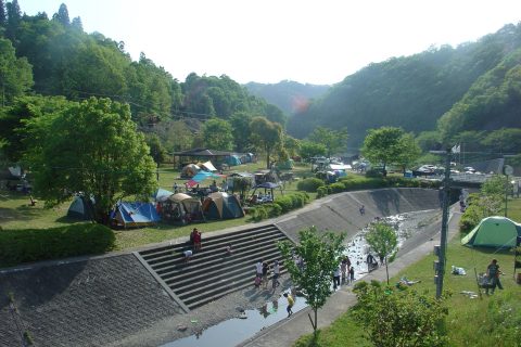 兵庫県川西市のキャンプ場知明湖キャンプ場へようこそ！ - 兵庫県川西市のキャンプ場