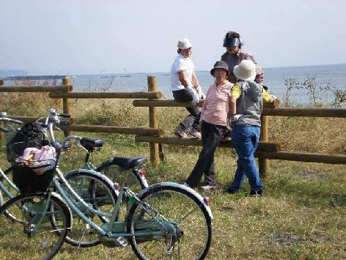 相模川 --折り畳み自転車でサイクリング