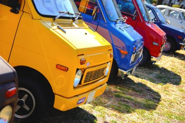 ホンダ・ステップバン、スバル・サンバー 懐かしくて愛くるしい！昭和の軽バン特集JAF Mate Online