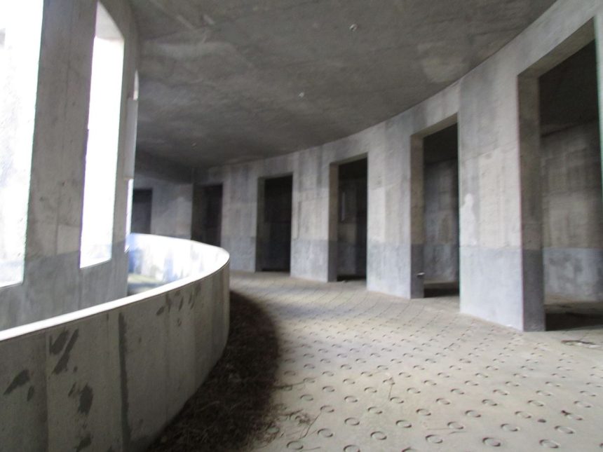 ヘレナ国際ホテル ナナトミ倶楽部未完の巨大ガラ権遺跡は有名ロケ地となった会員制ホテル今昔物語 – resortboy's blog