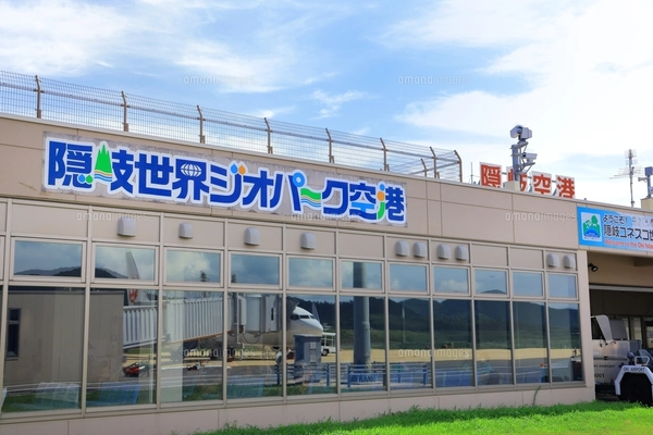 2025夏 トランジット時間でカタール観光！ドーハ・ハマド国際空港乗り継ぎでの暇つぶし方法一挙解説 ドーハ空港で暇つぶし-定番ツアーはもう飽きた？ローカル旅行情報発信サイト「コスパトラベル」