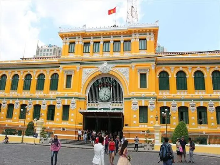 ホーチミンでイチオシ観光スポット「中央郵便局」 - パート主婦、世界を旅する