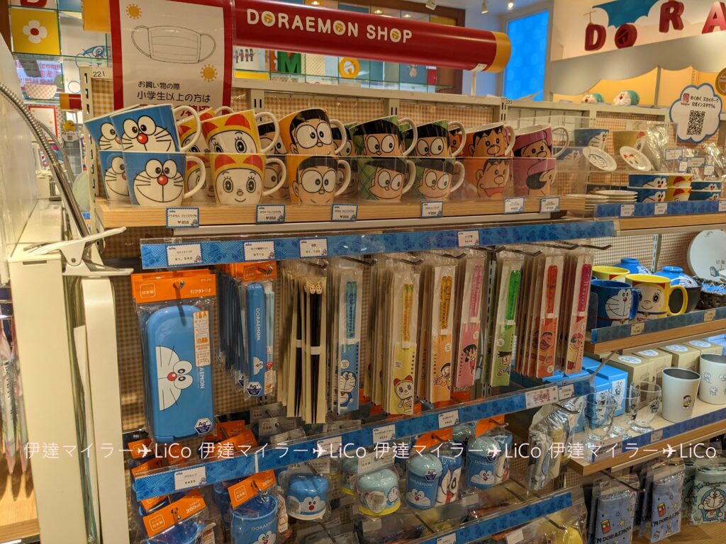 新千歳空港の”ドラえもんわくわくスカイパーク のショップ ”にちょっとだけ寄った話 - asymmate_memo