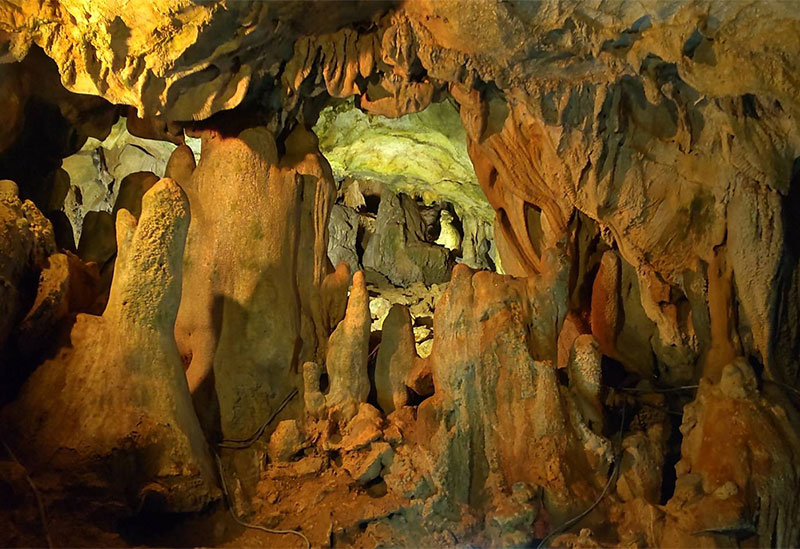 乳岩・乳岩峡 - 新城市