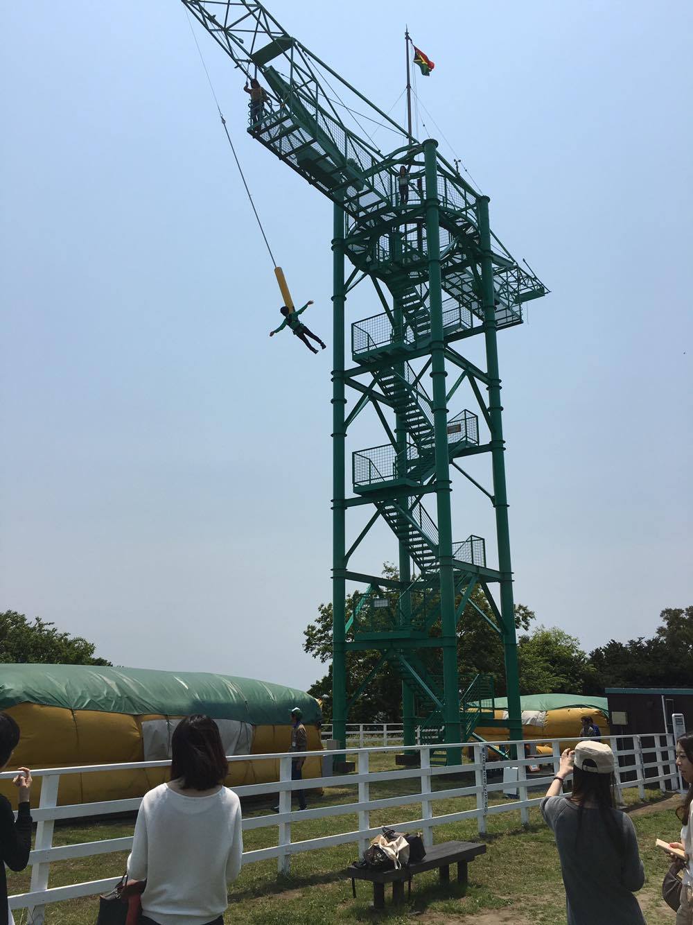 夏海飛びます！！ バンジージャンプに挑戦！はたして無事に飛ぶことが出来るか！ マザー牧場パート2