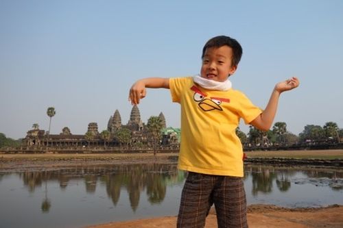 タイの備忘録, 久々の海外旅行で、家族とともにタイへ。, 初めて東南アジアの国に行ったが発見が多かった。,それとともに日本の素晴らしさを改めて実感。,