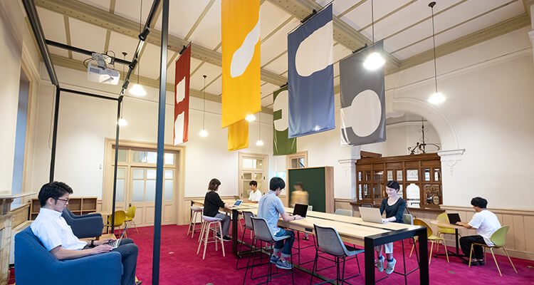 勉強カフェ 博多プレース - 福岡のコワーキングまとめコワーキングスペースのベーシスポイント