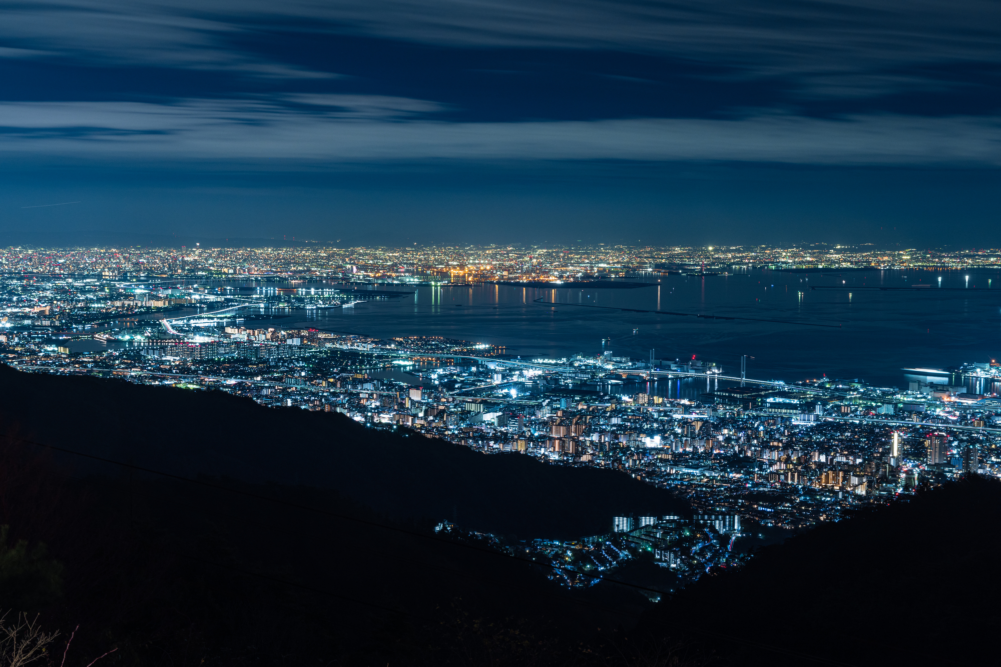 最新版 大阪の夜景スポット10選。夜散歩がしたくなるエリアを紹介！マンスリー48