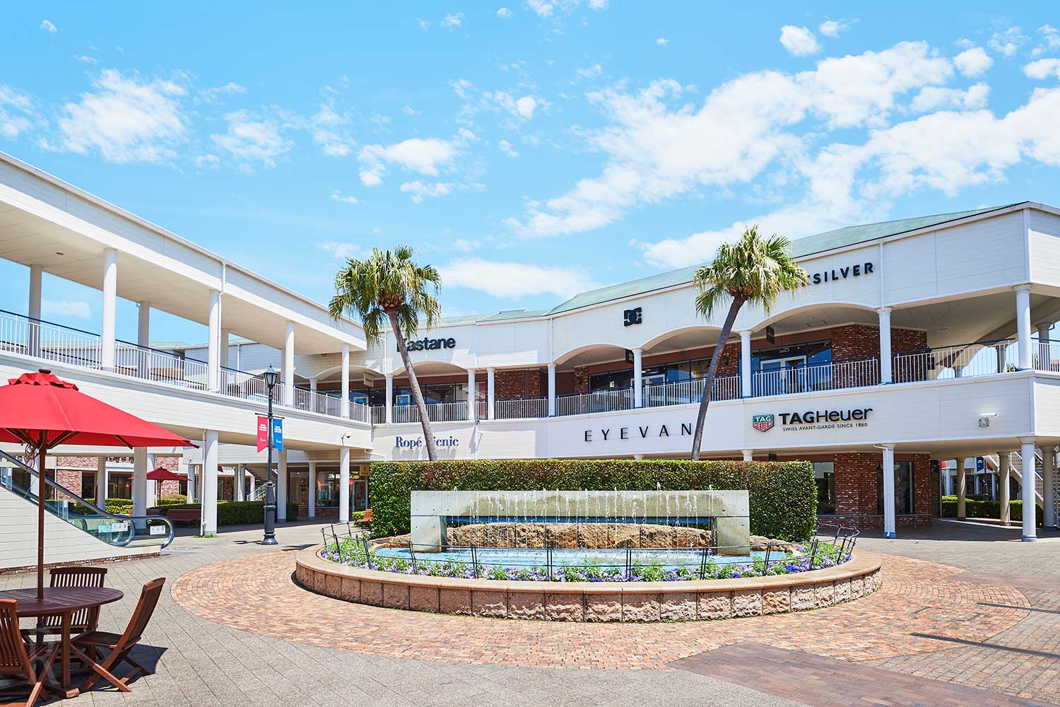 御殿場プレミアムアウトレットTHE GATE日本の旅行観光マガジン・観光旅行情報掲載