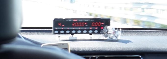 マドリード・バラハス空港から市内へのベストなアクセスは？ – バス地下鉄鉄道タクシー送迎 比較