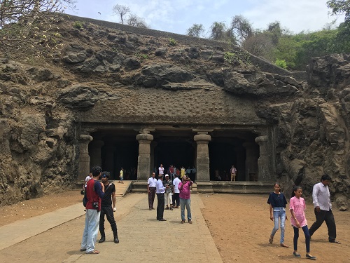 エレファンタ島のエレファンタ石窟群第1窟 01072011769 の写真・イラスト素材アマナイメージズ