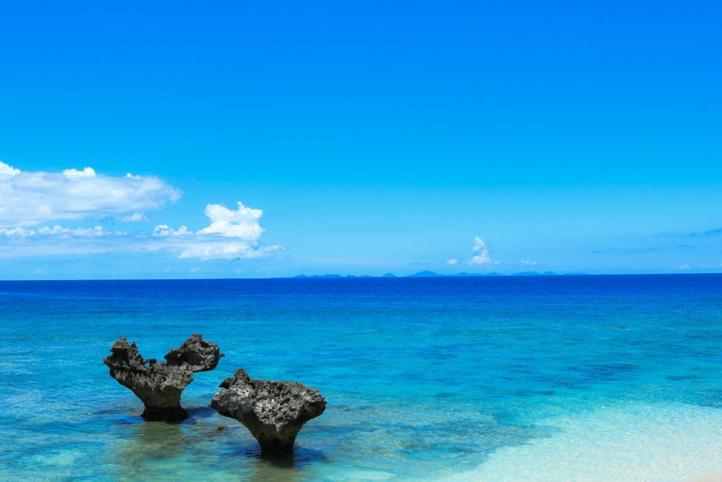 沖縄のフリー素材 写真・動画 を無料でダウンロードできる！旅行会社、WEB会社におすすめ！うるま市観光物産協会公式サイト「うるまいろ」